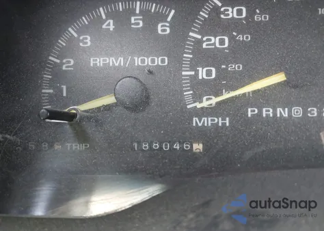 1998 Chevrolet Tahoe Ls z USA, uszkodzony, nr VIN 1GNEC13R0WR105744